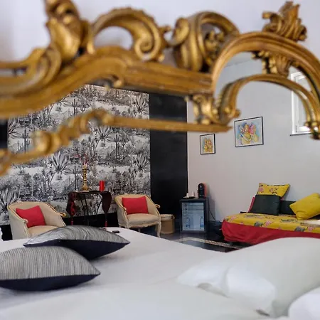 Sekeles And Bed & Breakfast